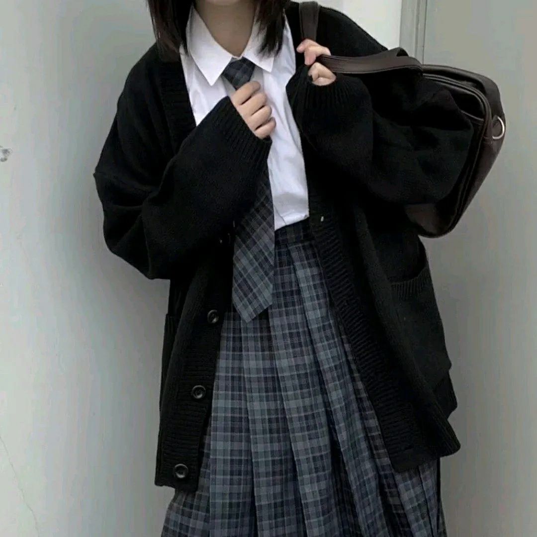 梁明