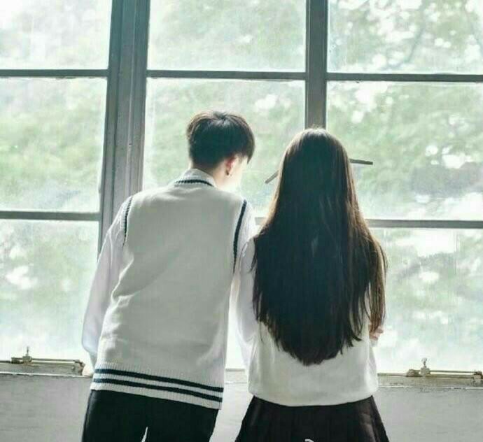 何梅