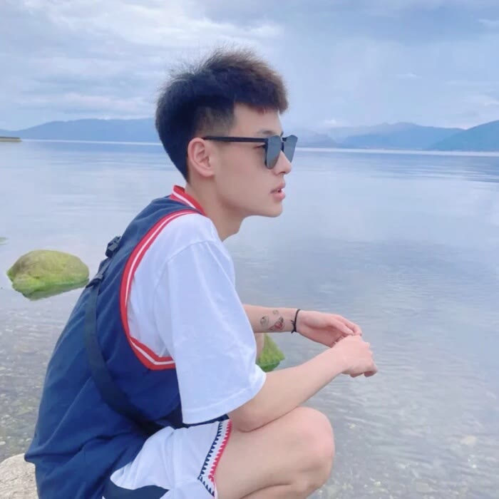 黄凯
