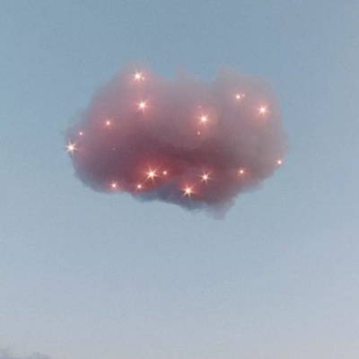 张芳