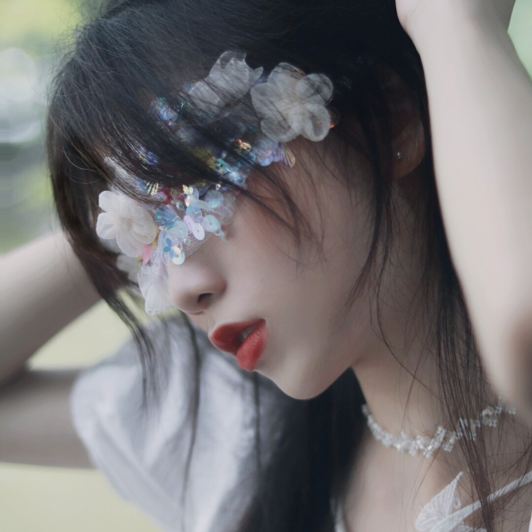 邓娜薇