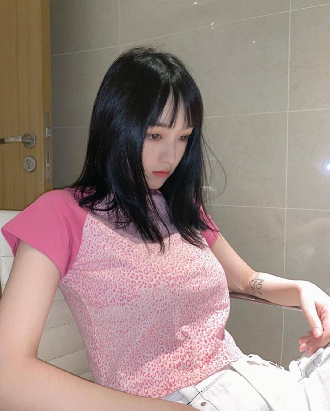 任莉